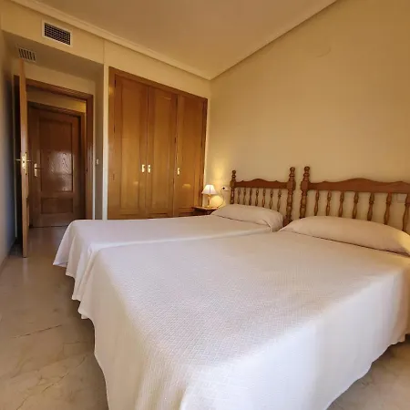 Gemelos 20-fincas شقة *